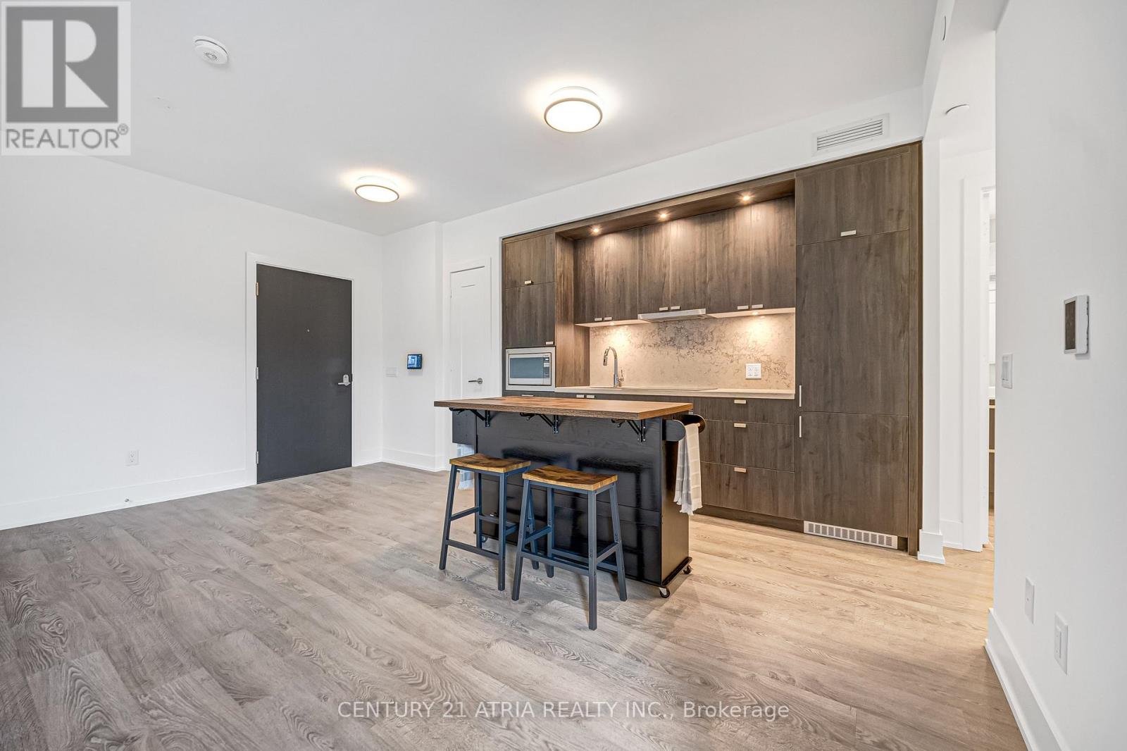 424 - 259 The Kingsway, Toronto, Ontario  M9A 0G2 - Photo 10 - W12482615