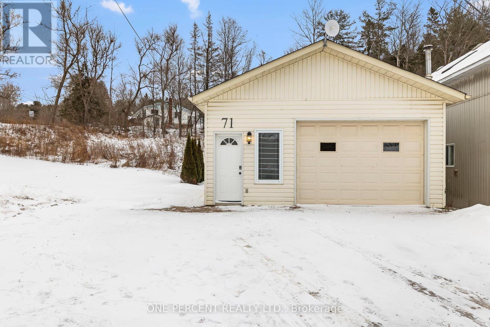 71 CLEAK AVENUE, Bancroft, Ontario