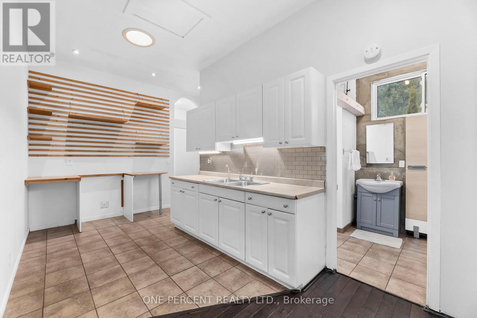 71 Cleak Avenue, Bancroft, Ontario  K0L 2S0 - Photo 3 - X12649134