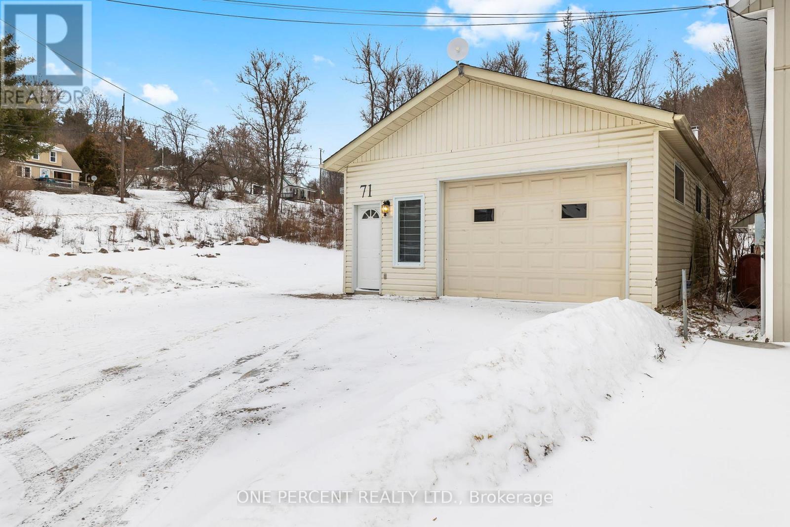 71 Cleak Avenue, Bancroft, Ontario  K0L 2S0 - Photo 2 - X12649134