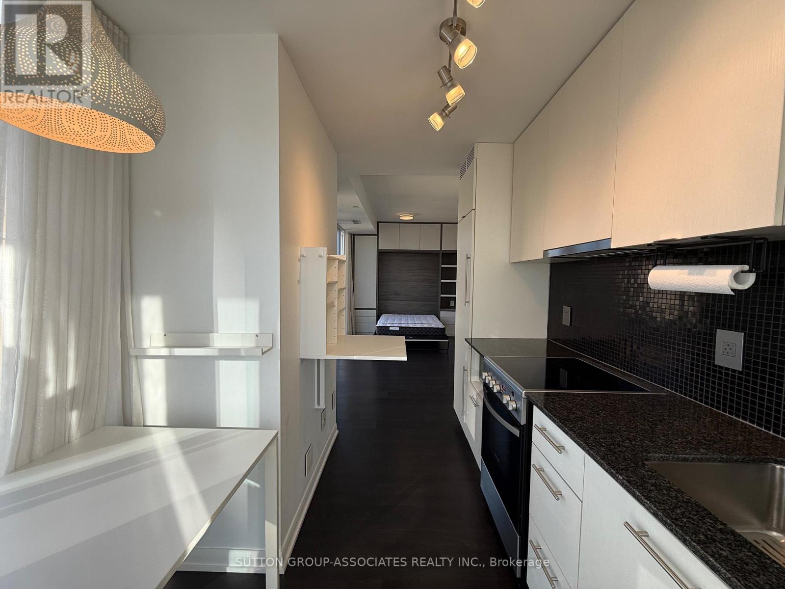 1608 - 435 Richmond Street W, Toronto, Ontario  M5V 1Y1 - Photo 7 - C12649726