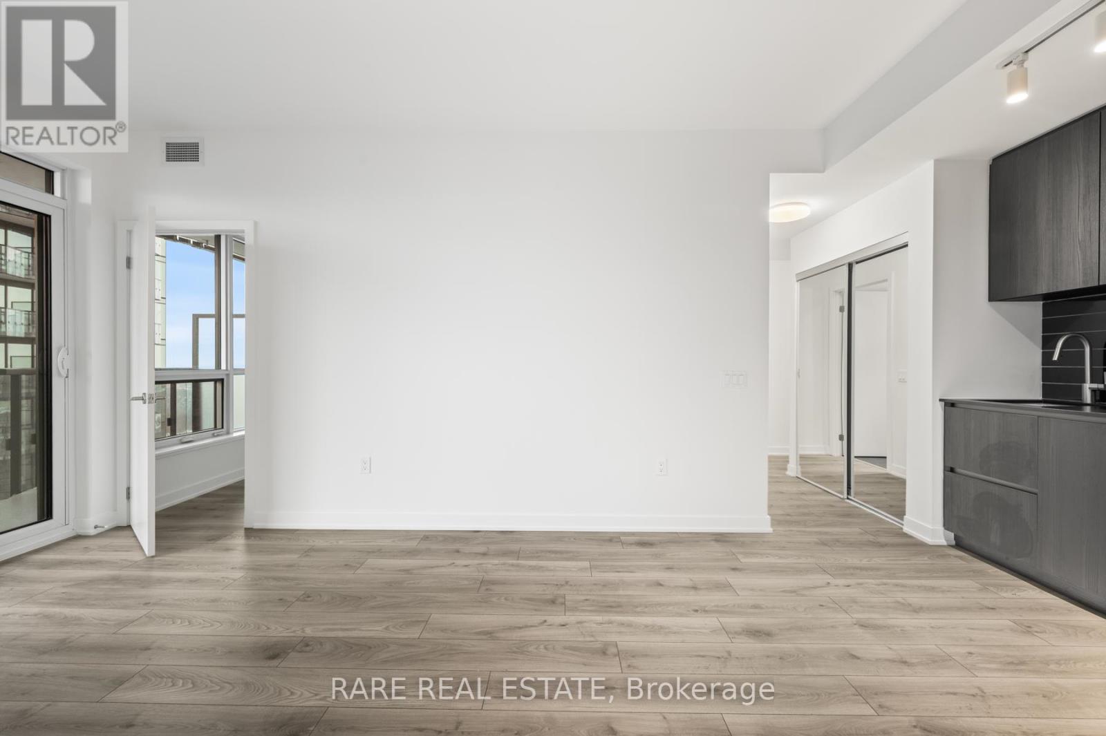 2005 - 110 Broadway Avenue, Toronto, Ontario  M4P 1V7 - Photo 8 - C12646946