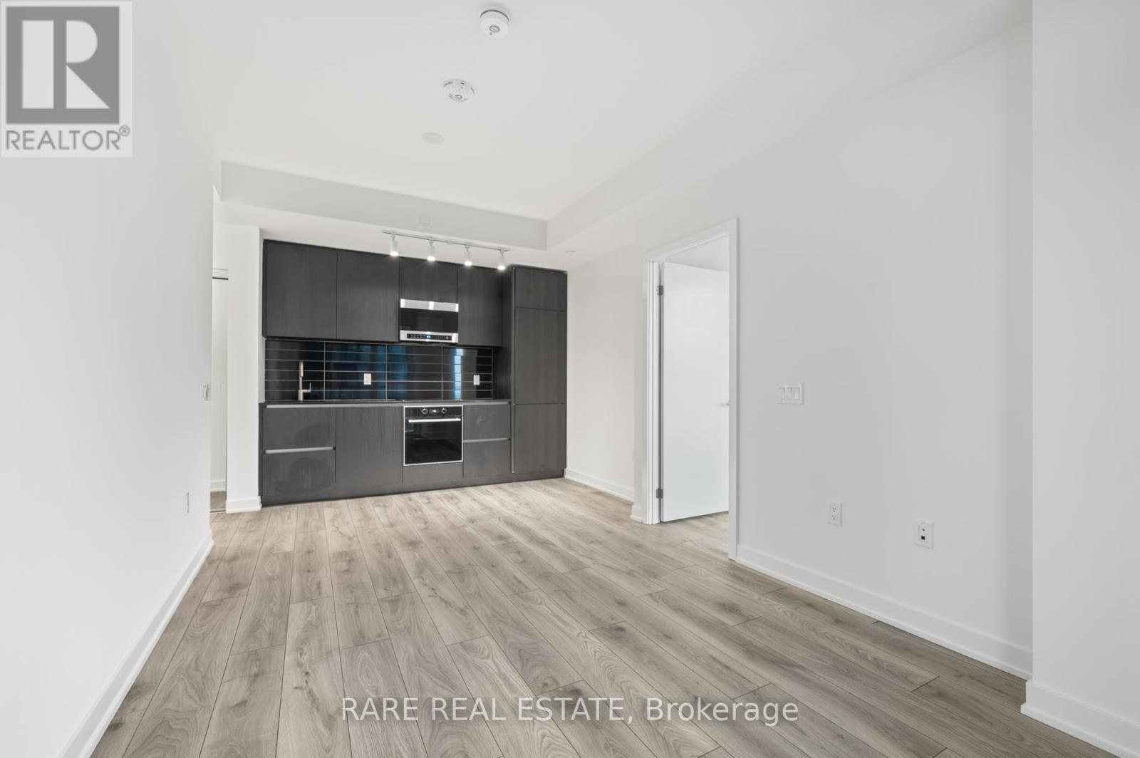 2005 - 110 Broadway Avenue, Toronto, Ontario  M4P 1V7 - Photo 5 - C12646946