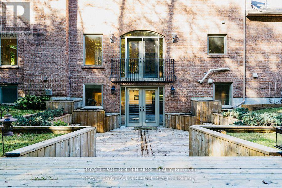 8 Greenvalley Circle, Whitchurch-Stouffville, Ontario  L4A 2L4 - Photo 23 - N12649710