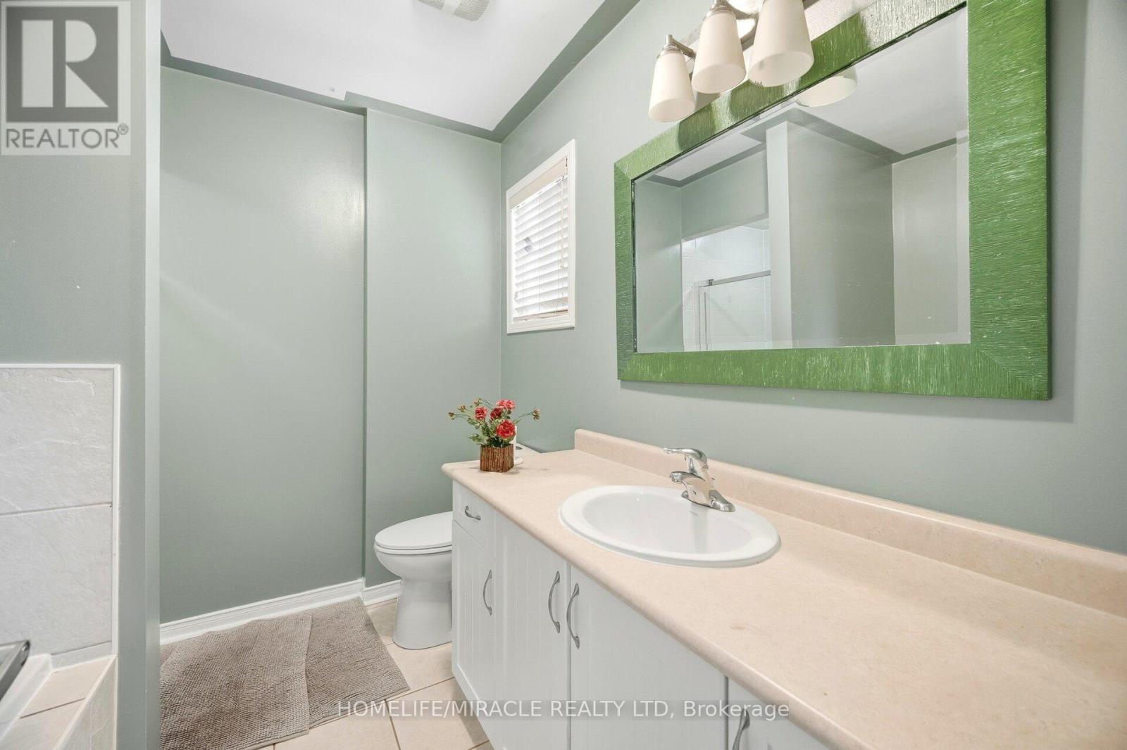 12 Hollingsworth Circle, Brampton, Ontario  L7A 0J7 - Photo 23 - W12649722