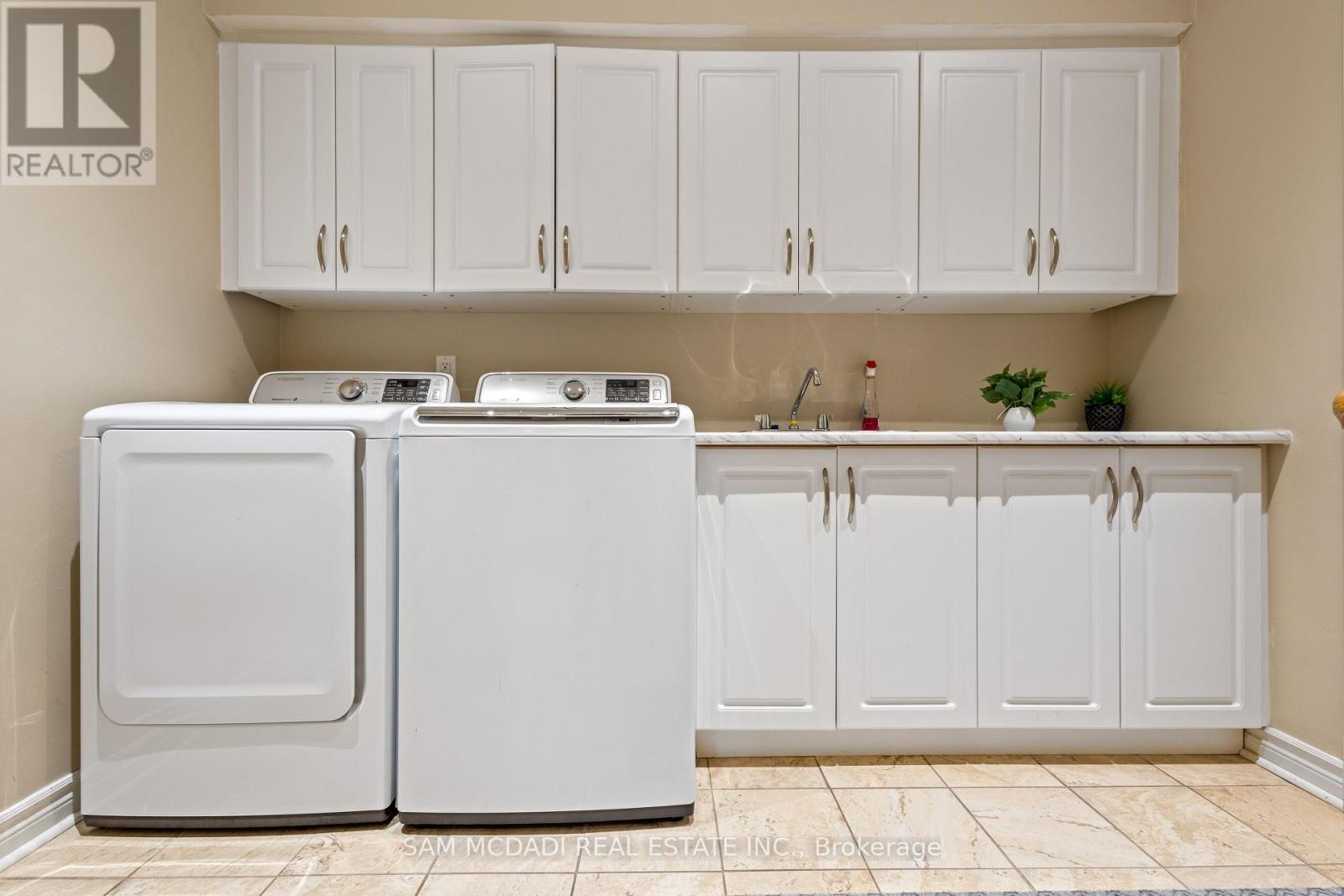 2492 Erin Centre Boulevard, Mississauga, Ontario  L5M 5B2 - Photo 20 - W12649724