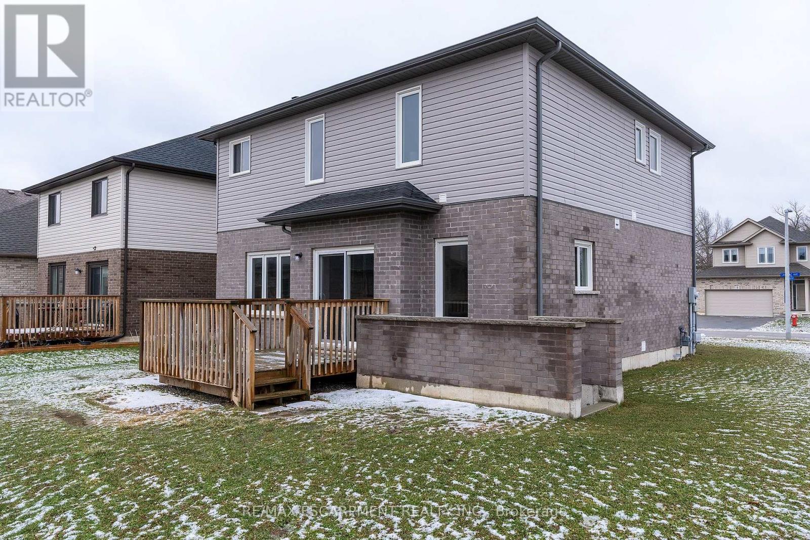 6 Laurent Avenue, Welland, Ontario  L3B 0E2 - Photo 25 - X12649716