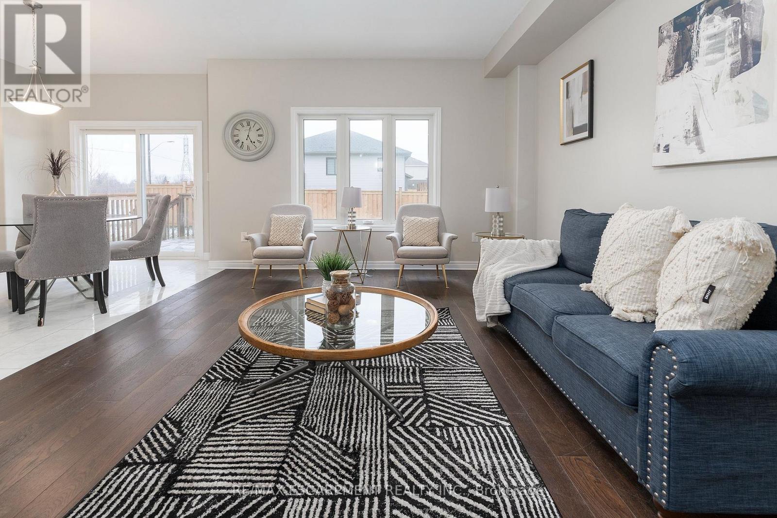 6 Laurent Avenue, Welland, Ontario  L3B 0E2 - Photo 3 - X12649716