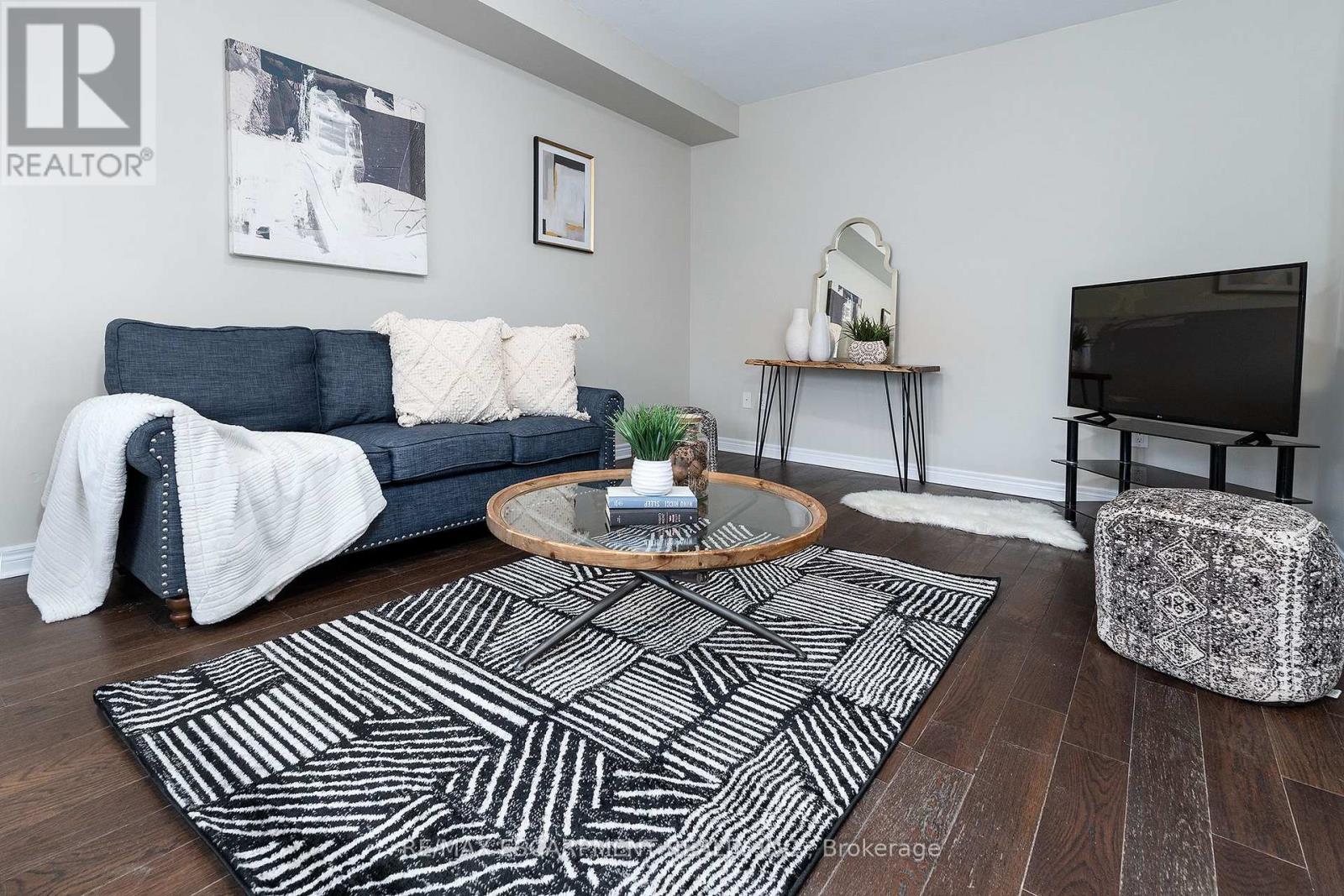 6 Laurent Avenue, Welland, Ontario  L3B 0E2 - Photo 4 - X12649716