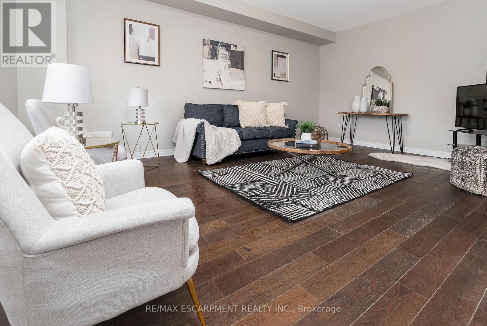 6 Laurent Avenue, Welland, Ontario  L3B 0E2 - Photo 5 - X12649716