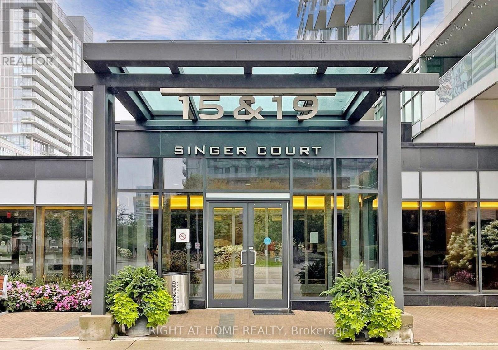 1701b - 19 Singer Court, Toronto, Ontario  M2K 0B2 - Photo 2 - C12649738