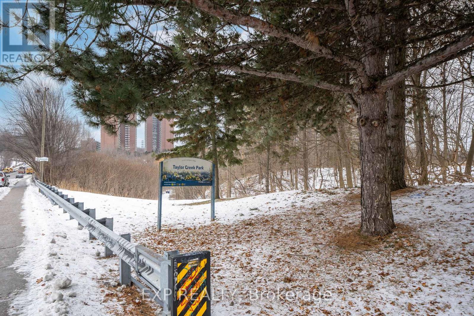 55 Donside Drive, Toronto, Ontario  M1L 1P7 - Photo 10 - E12649754