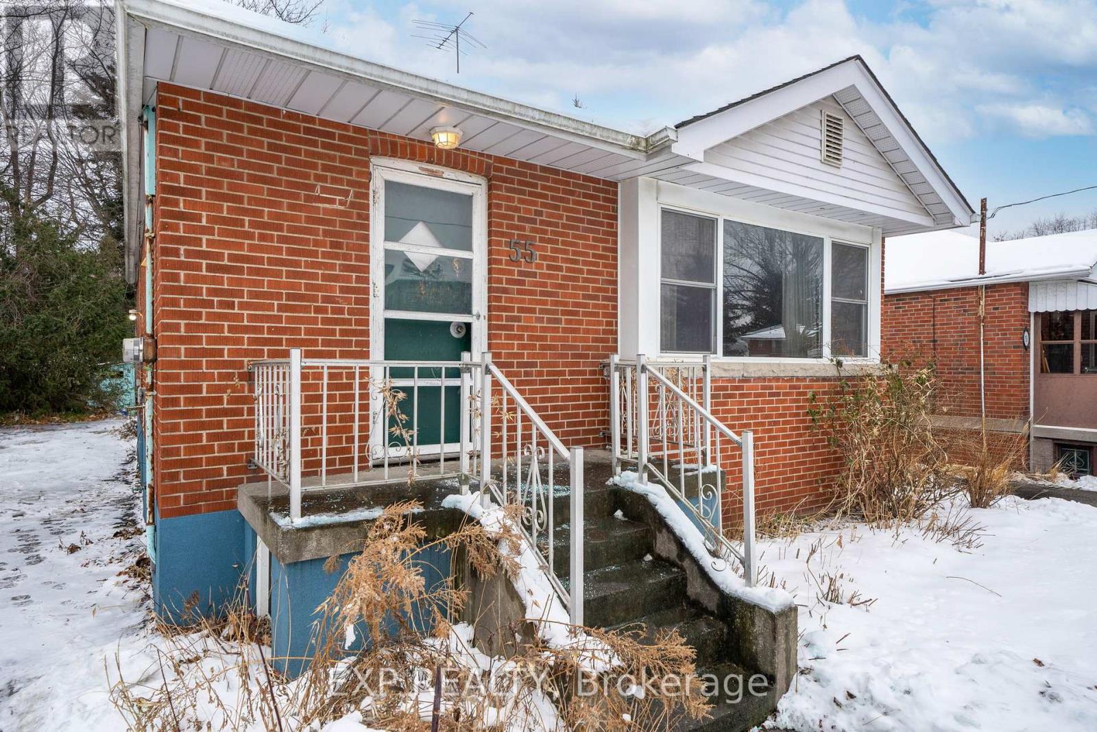55 Donside Drive, Toronto, Ontario  M1L 1P7 - Photo 3 - E12649754