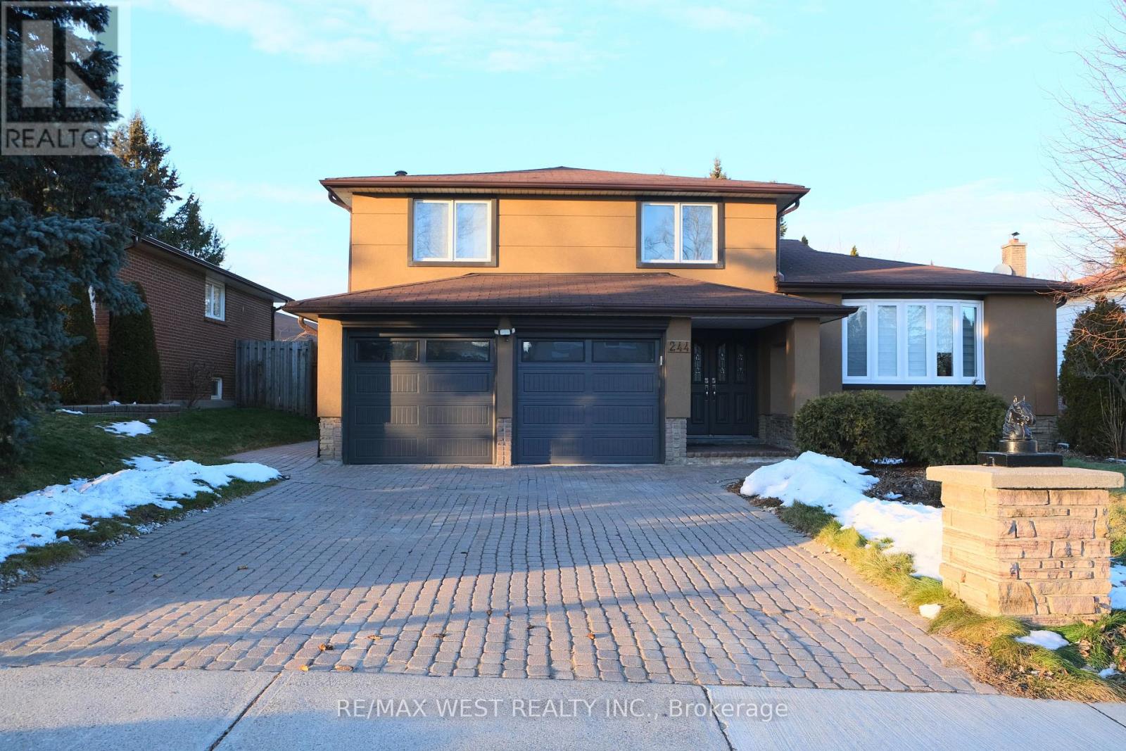 BSMT - 244 DARCY STREET, Oshawa, Ontario