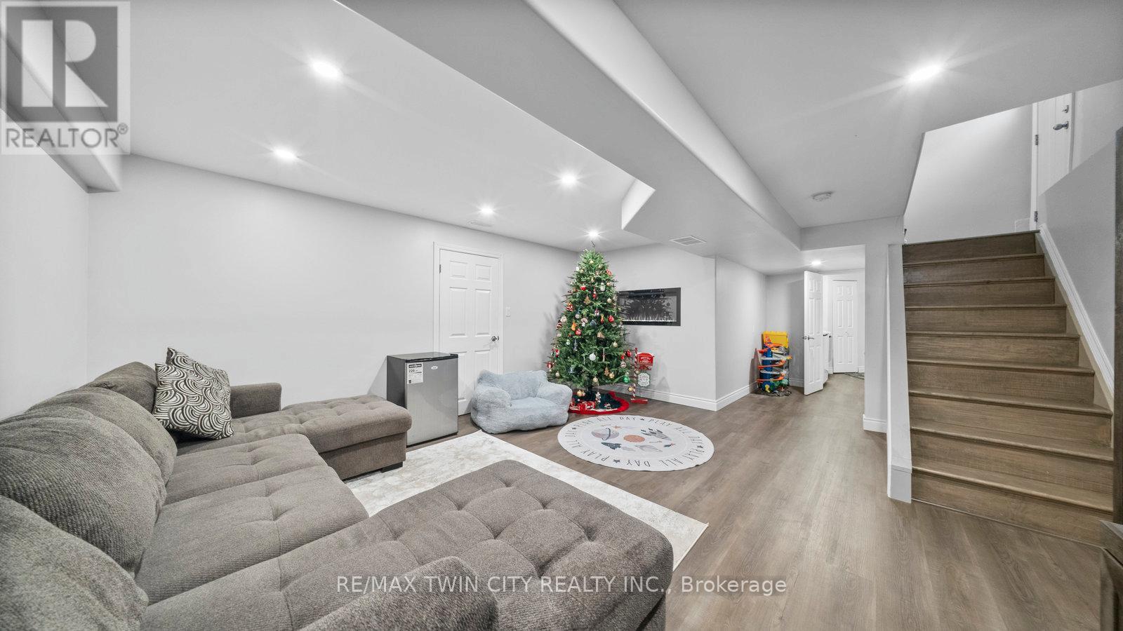 5 Enfield Crescent, Brantford, Ontario  N3P 1B3 - Photo 20 - X12649730