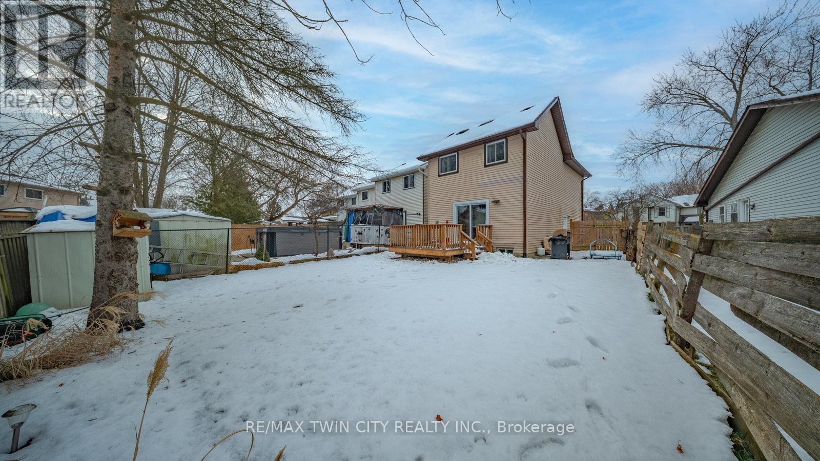 5 Enfield Crescent, Brantford, Ontario  N3P 1B3 - Photo 22 - X12649730