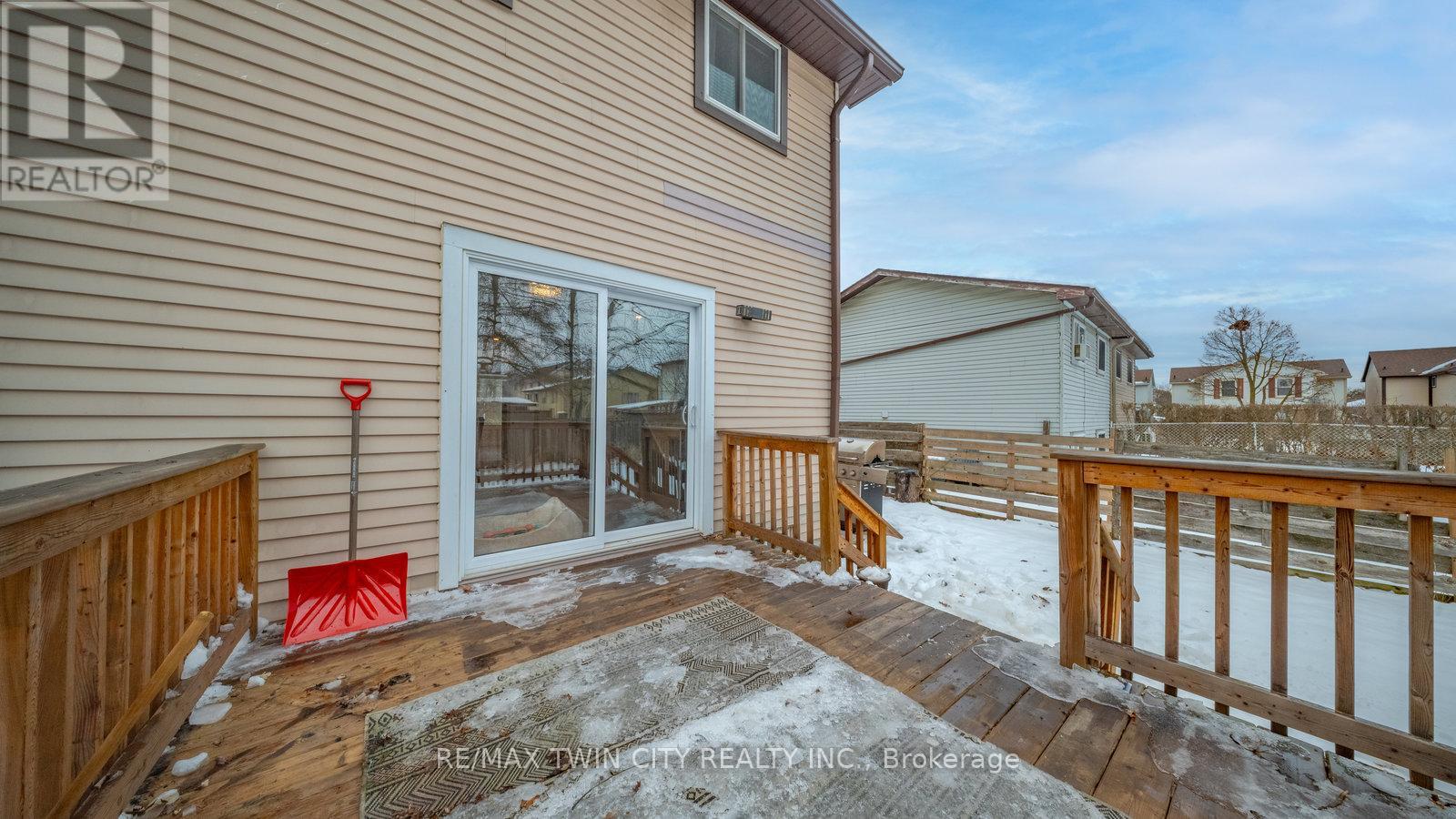 5 Enfield Crescent, Brantford, Ontario  N3P 1B3 - Photo 23 - X12649730