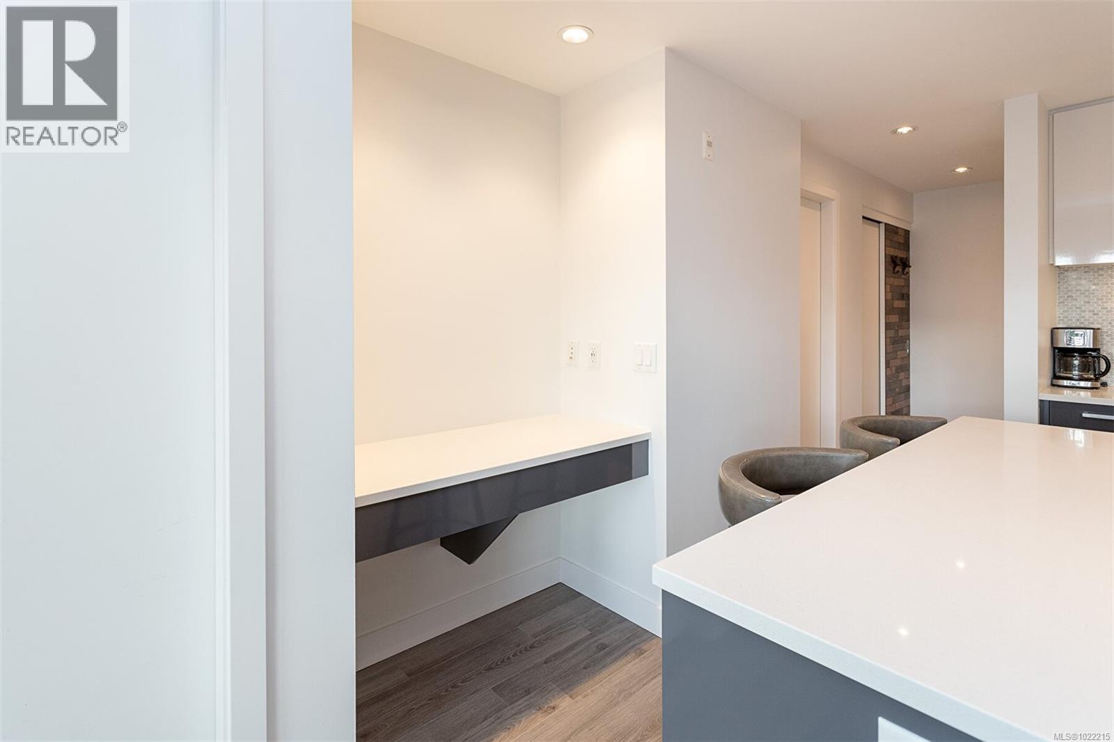 309 838 Broughton St, Victoria, British Columbia  V8W 1E4 - Photo 7 - 1022215