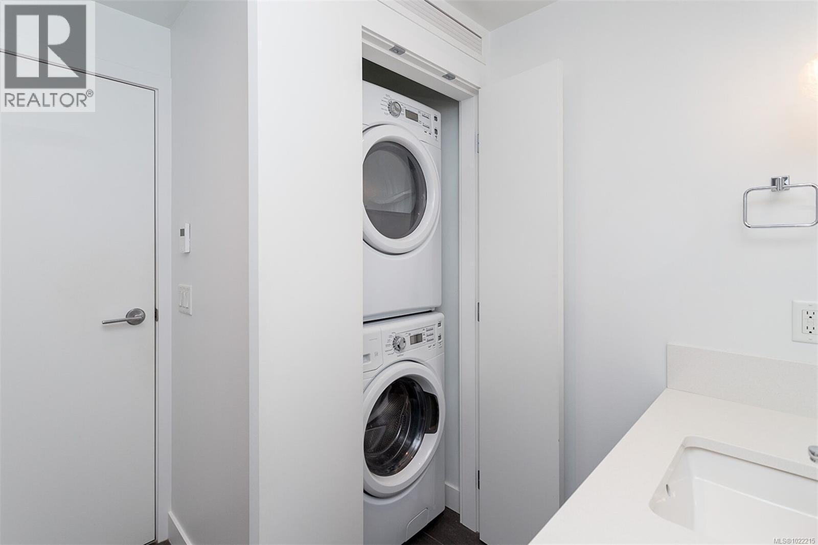 309 838 Broughton St, Victoria, British Columbia  V8W 1E4 - Photo 16 - 1022215