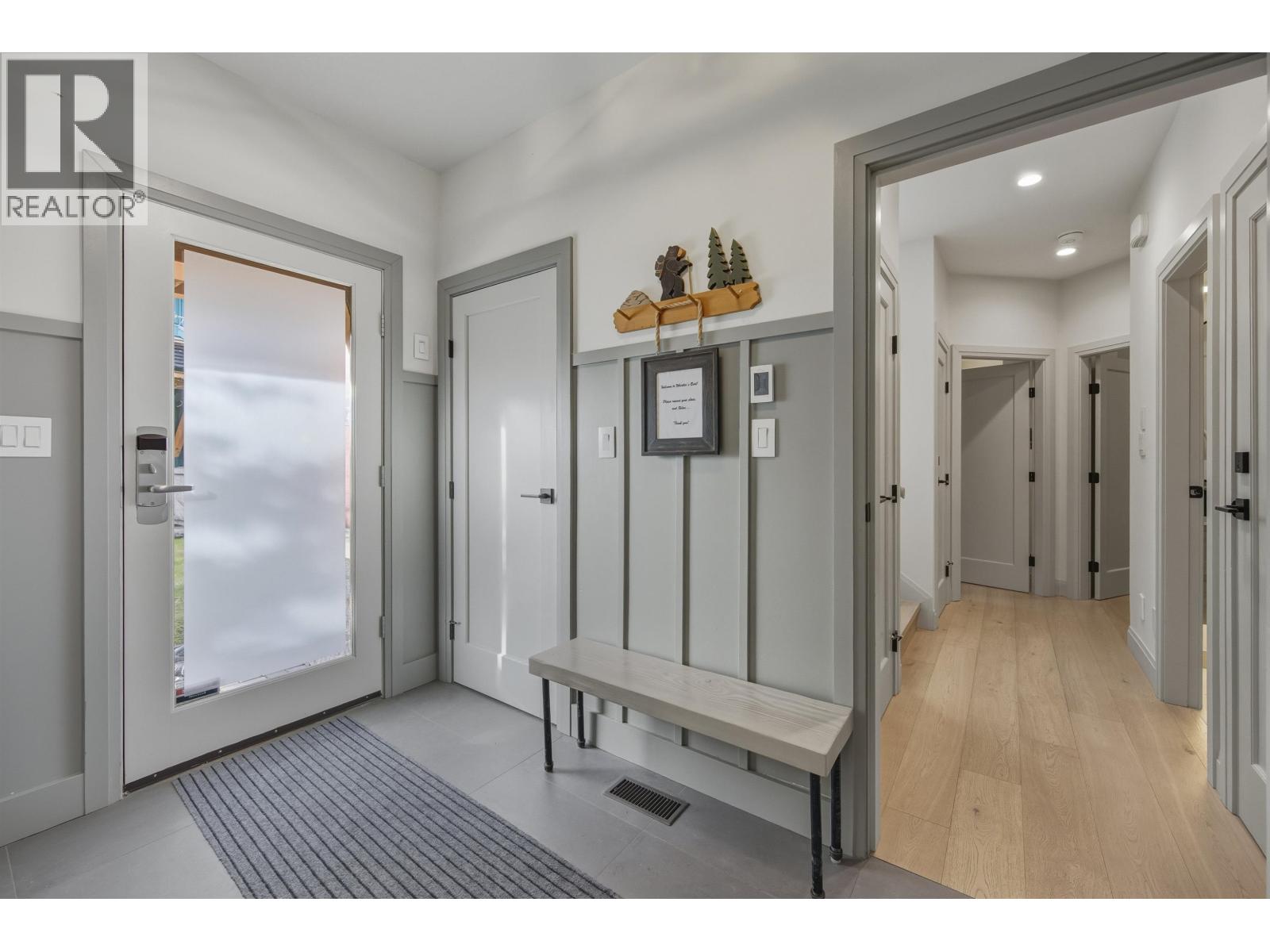 4813 Casabella Crescent, Whistler, British Columbia  V8E 0Z4 - Photo 12 - R3074947