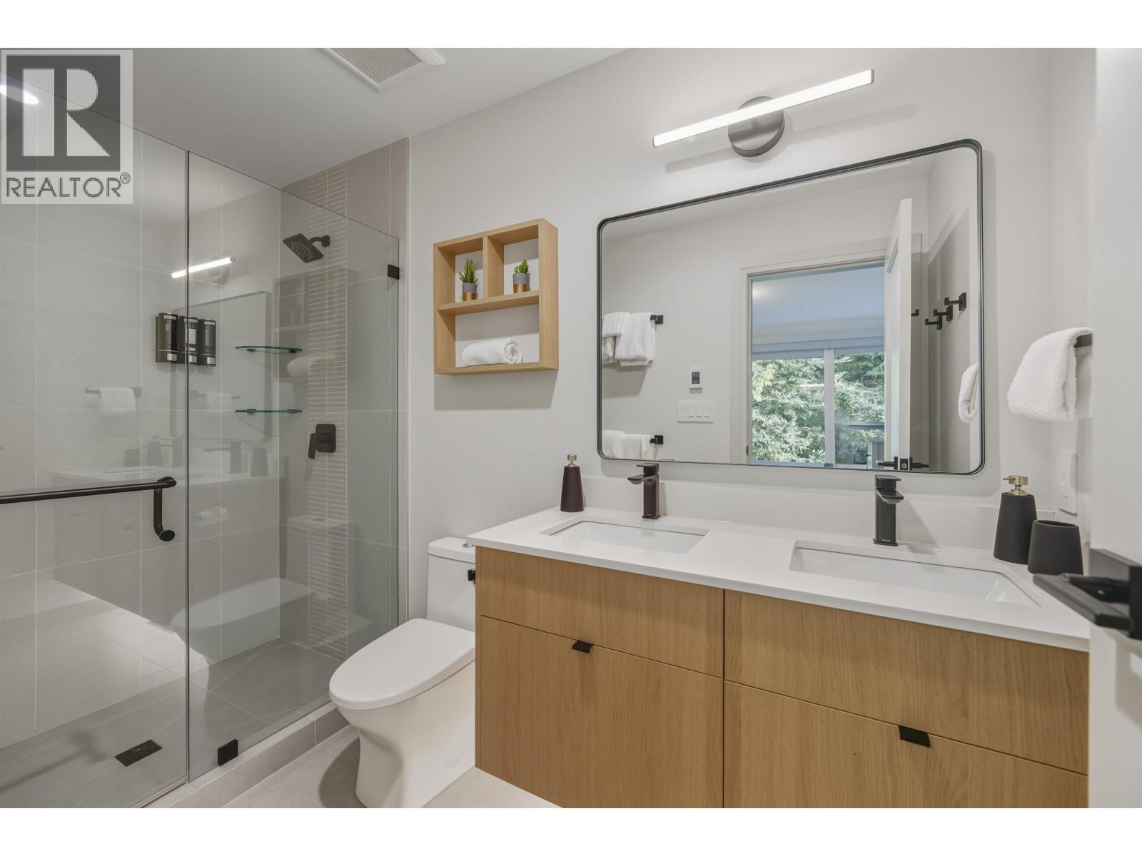 4813 Casabella Crescent, Whistler, British Columbia  V8E 0Z4 - Photo 22 - R3074947