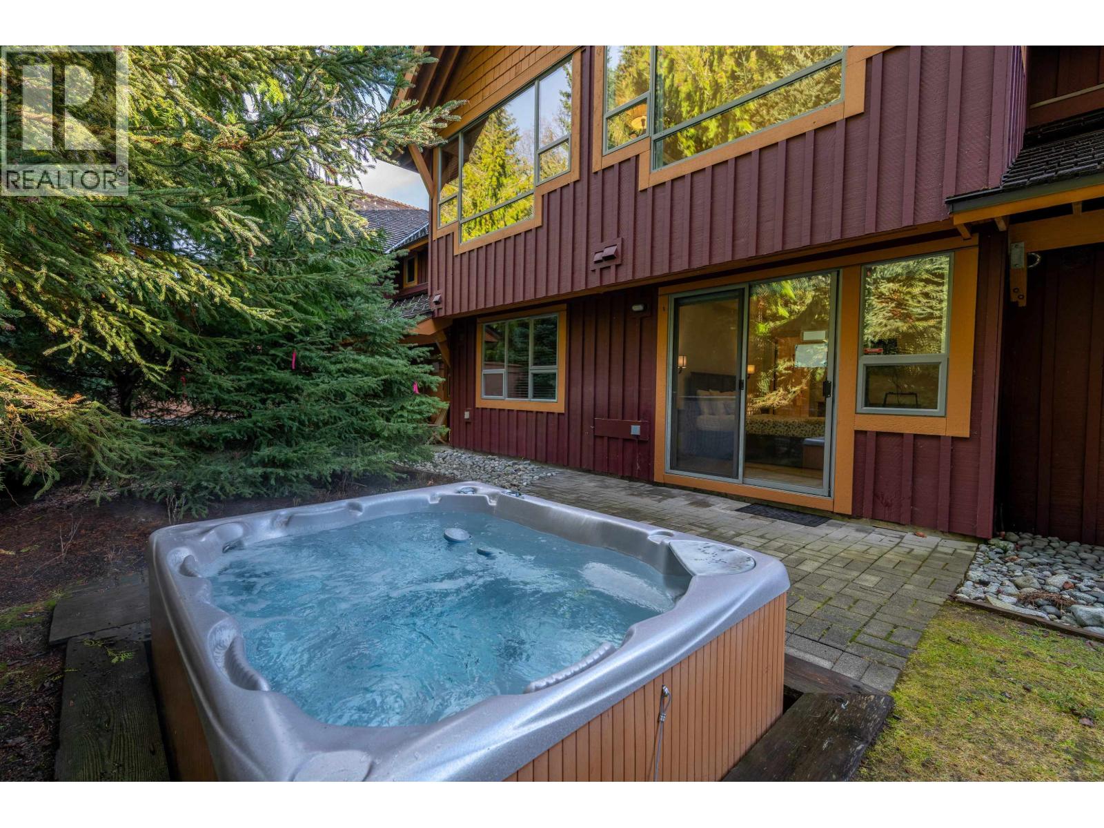 4813 Casabella Crescent, Whistler, British Columbia  V8E 0Z4 - Photo 7 - R3074947