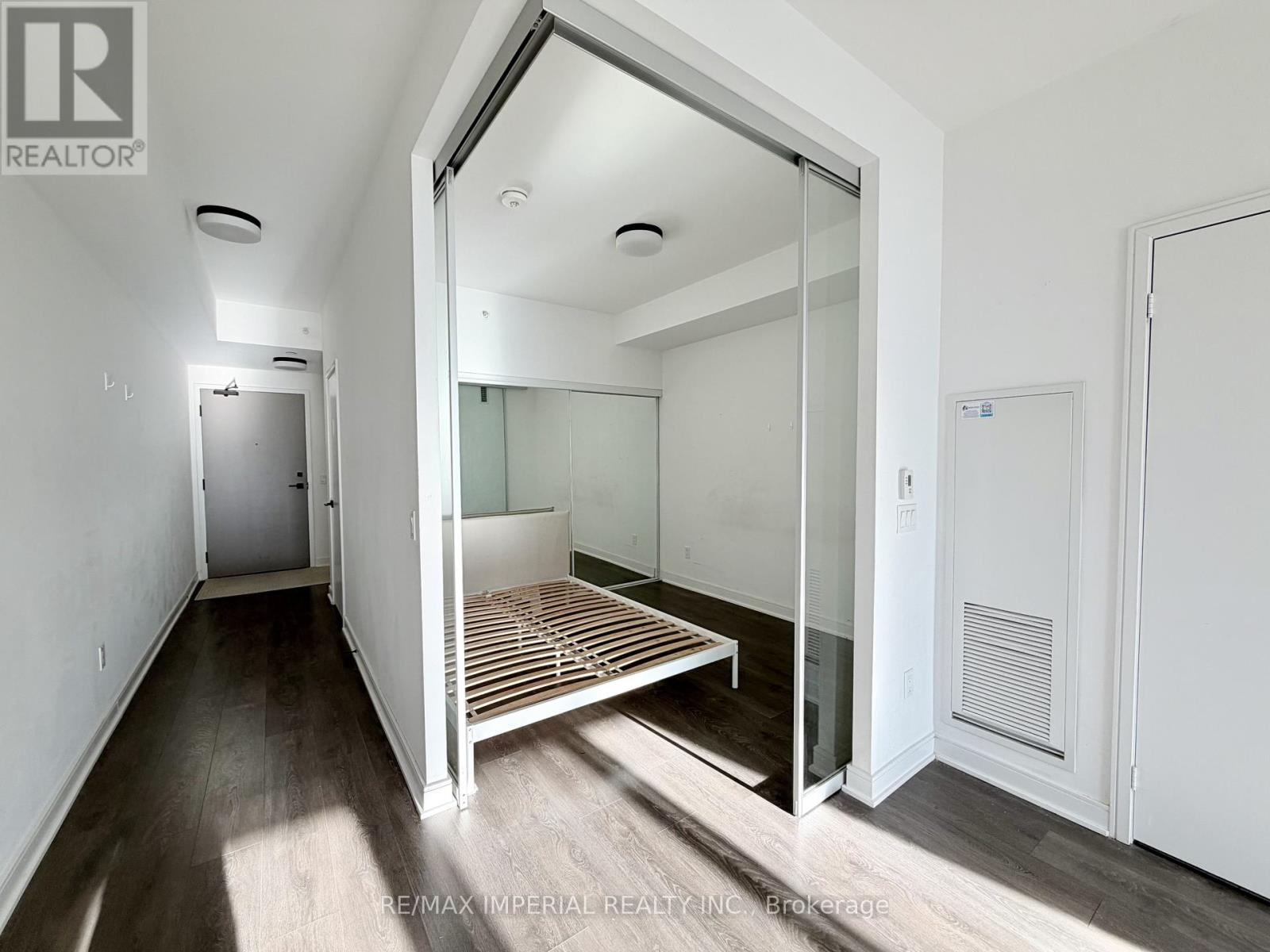 906 - 60 Tannery Road, Toronto, Ontario  M5A 0S8 - Photo 12 - C12649772