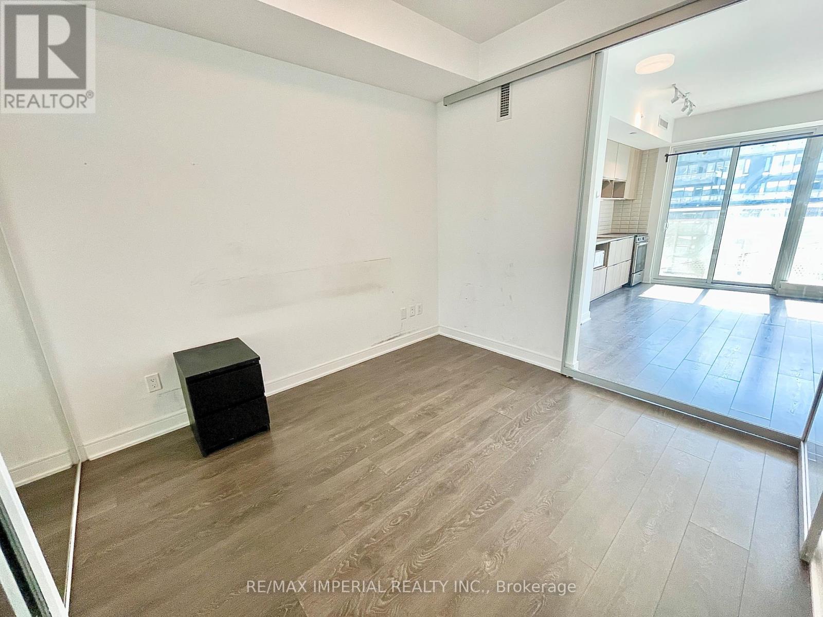 906 - 60 Tannery Road, Toronto, Ontario  M5A 0S8 - Photo 13 - C12649772