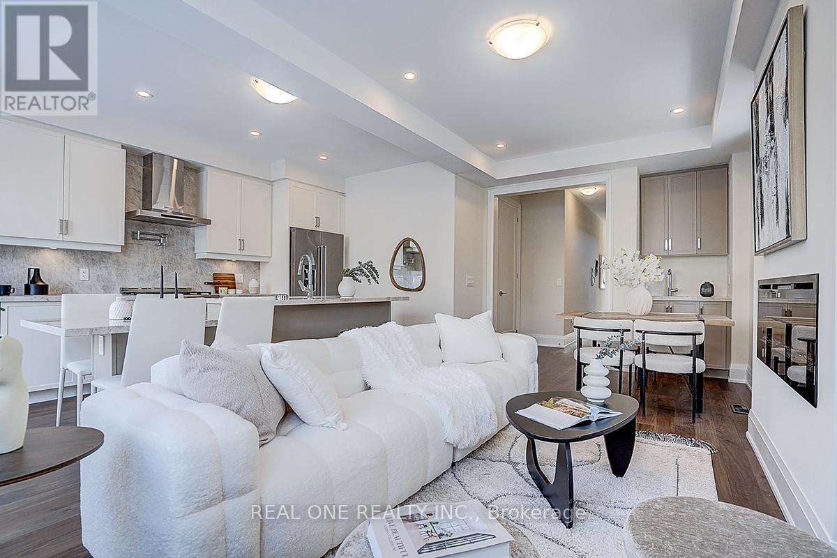 18 Mace Avenue, Richmond Hill, Ontario  L4E 1K8 - Photo 10 - N12649768