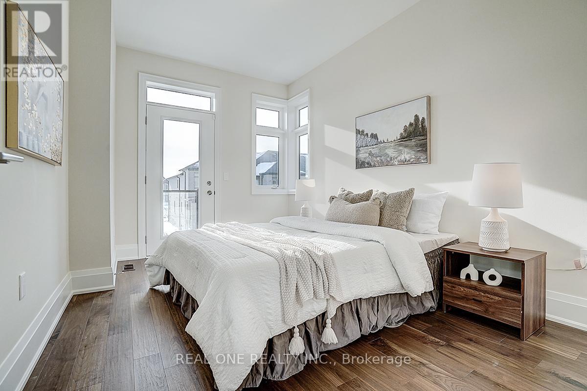 18 Mace Avenue, Richmond Hill, Ontario  L4E 1K8 - Photo 34 - N12649768