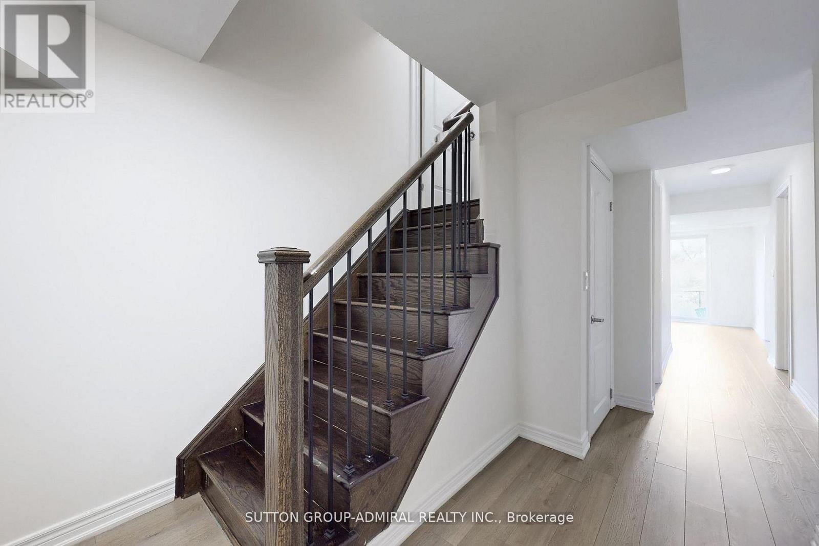 74 Davenfield Circle, Brampton, Ontario  L6P 4M2 - Photo 39 - W12649770