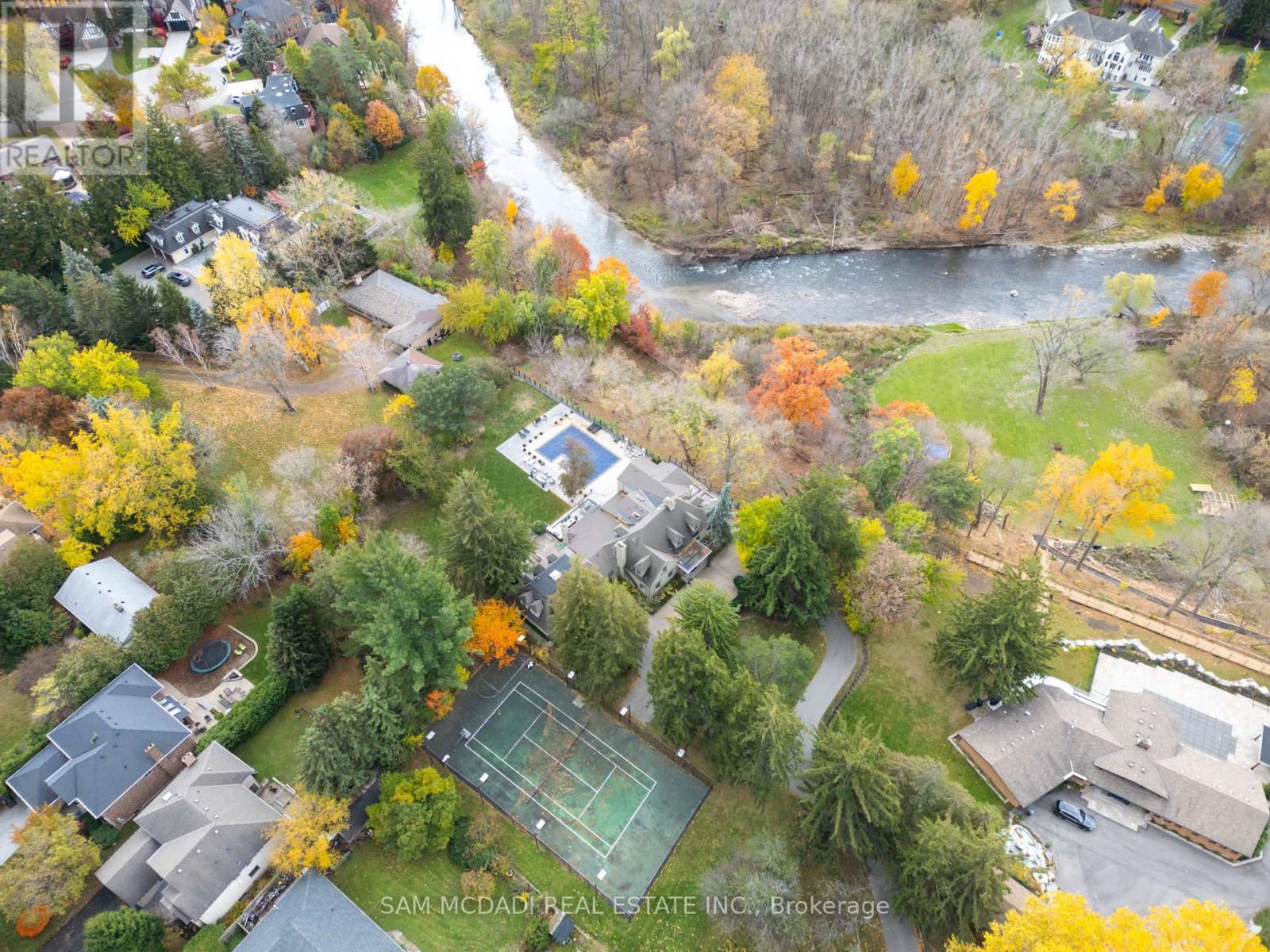 2552 Jarvis Street, Mississauga (Erindale), Ontario  L5C 2P6 - Photo 1 - W12538476