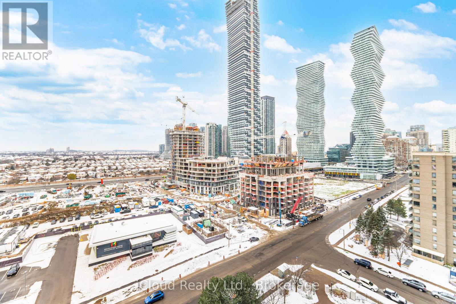 1511 - 550 Webb Drive, Mississauga (City Centre), Ontario  L5B 3Y4 - Photo 32 - W12600860