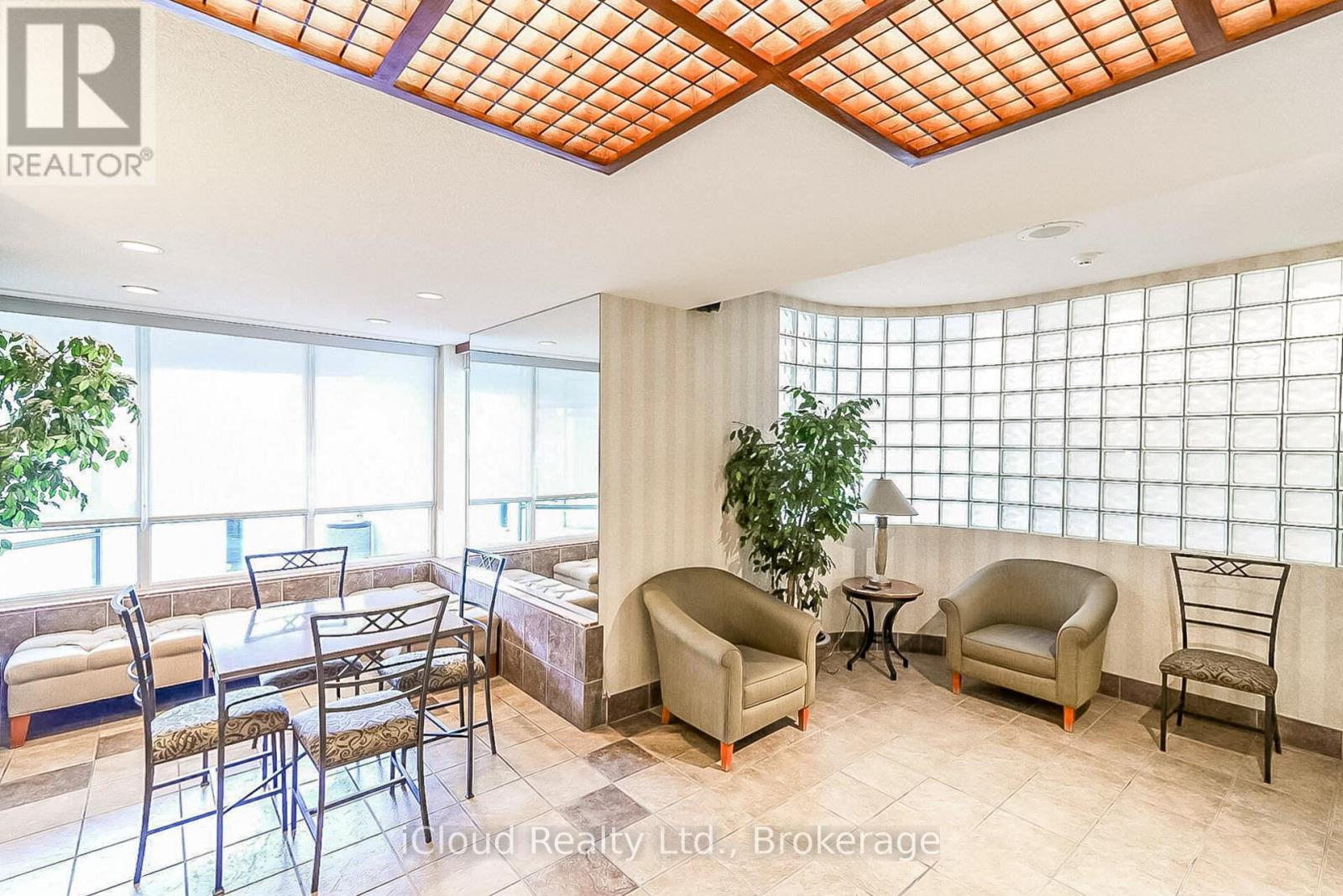 1511 - 550 Webb Drive, Mississauga (City Centre), Ontario  L5B 3Y4 - Photo 46 - W12600860