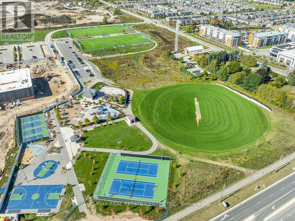 640 Florencedale Crescent, Kitchener, Ontario  N2R 0N4 - Photo 50 - X12445265