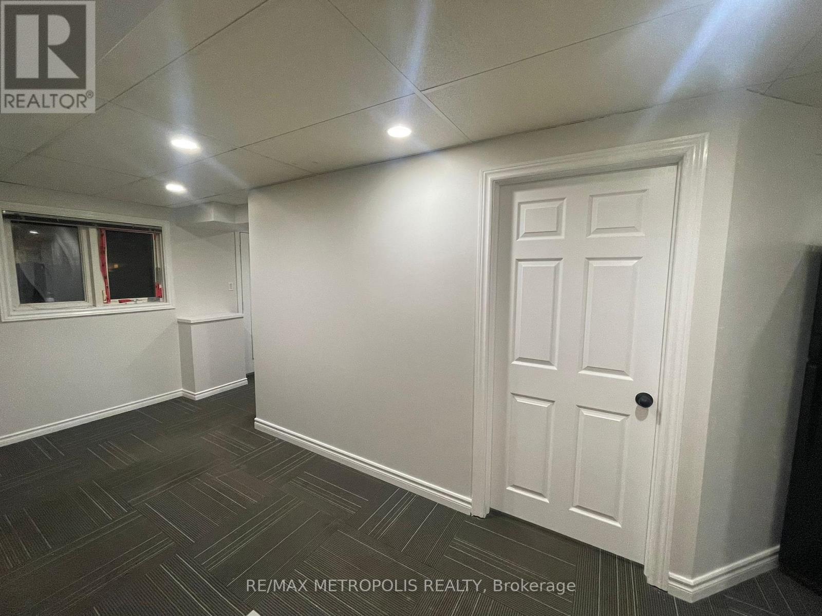 Lower - 58 Whitefoot Crescent, Ajax, Ontario  L1Z 2E2 - Photo 11 - E12649774