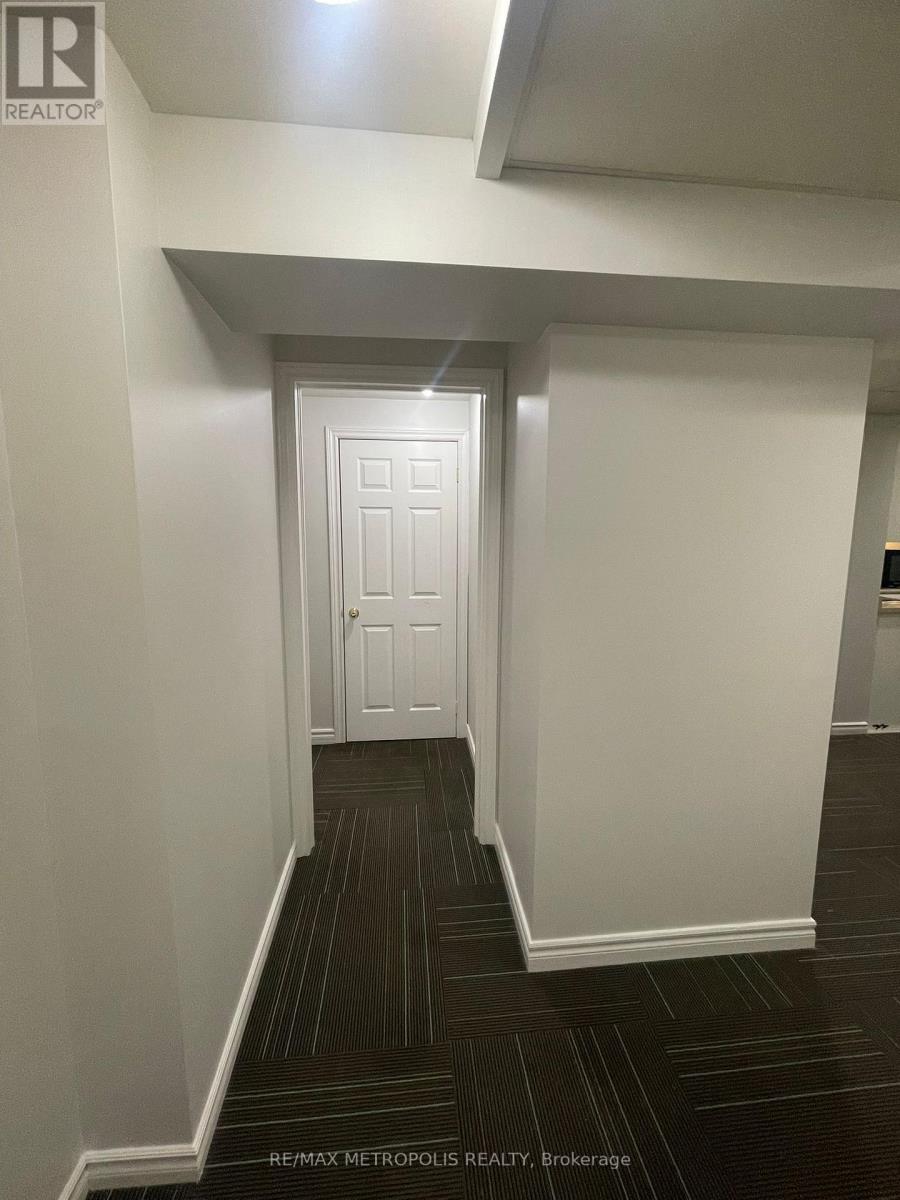 Lower - 58 Whitefoot Crescent, Ajax, Ontario  L1Z 2E2 - Photo 3 - E12649774