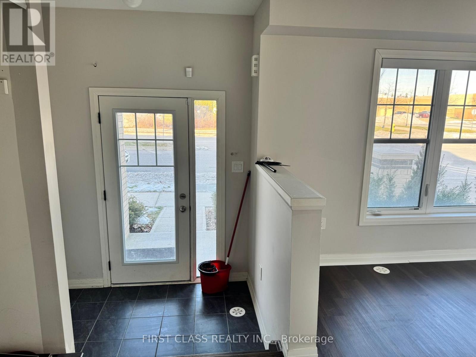 25 Prince William Boulevard, Clarington, Ontario  L1C 7E5 - Photo 2 - E12649776