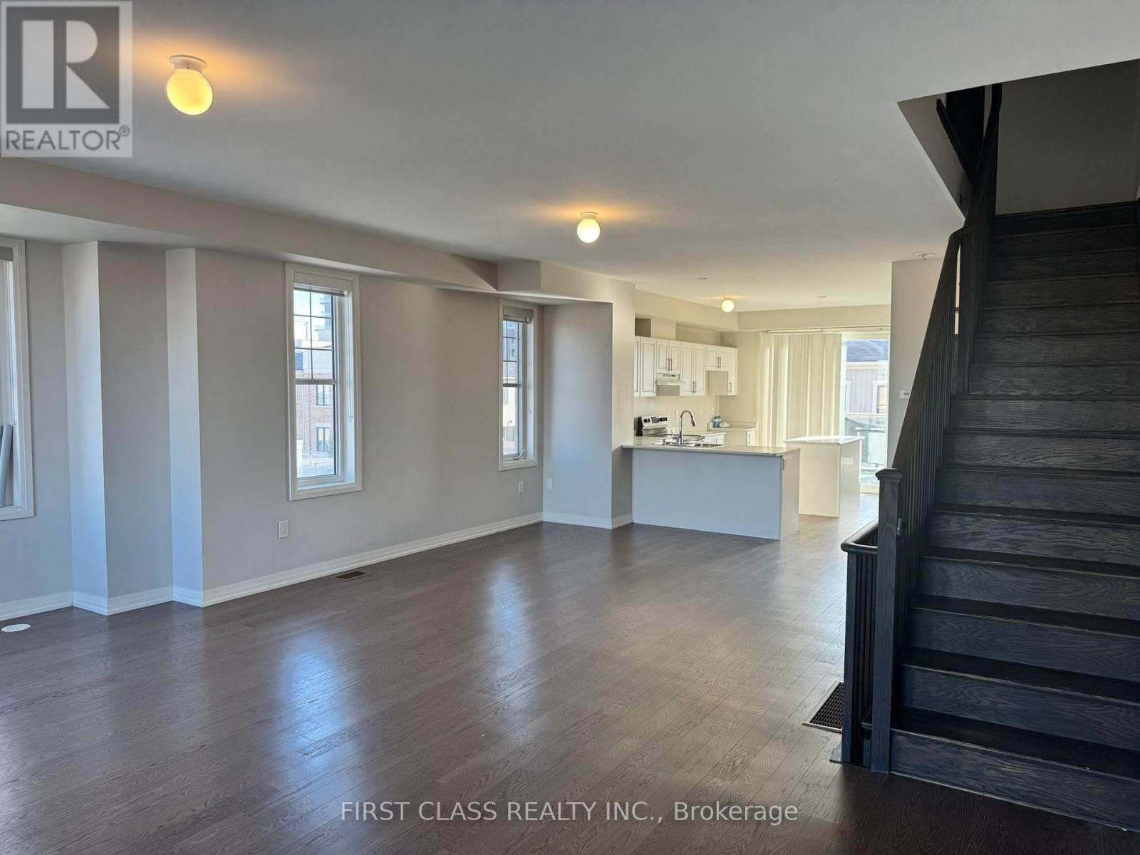 25 Prince William Boulevard, Clarington, Ontario  L1C 7E5 - Photo 3 - E12649776