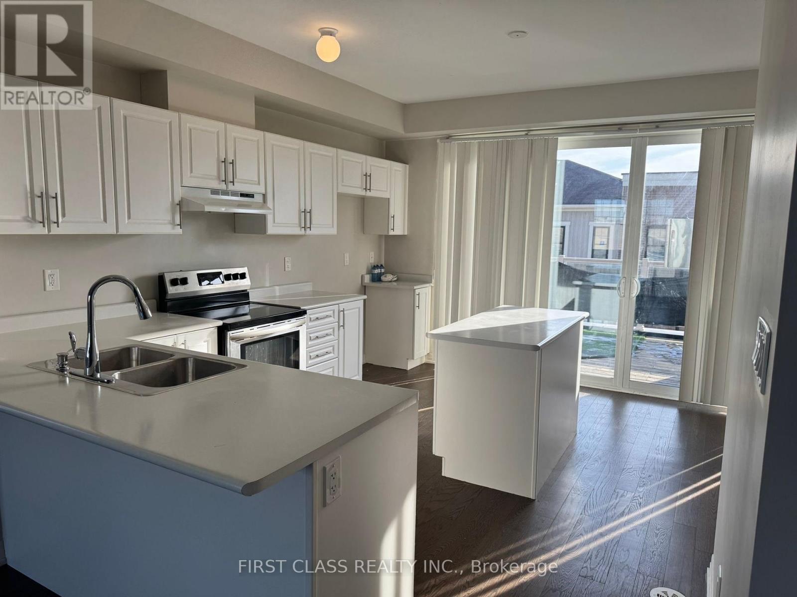 25 Prince William Boulevard, Clarington, Ontario  L1C 7E5 - Photo 4 - E12649776