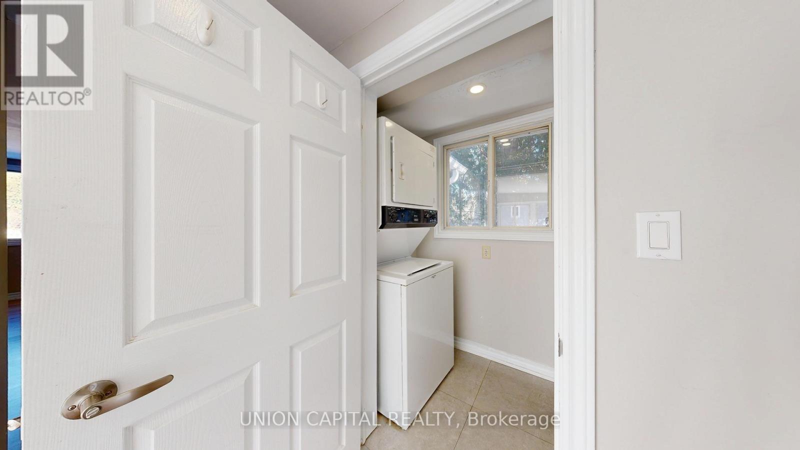 27 Connor Drive, Whitchurch-Stouffville, Ontario  L4A 2Z1 - Photo 12 - N12649304