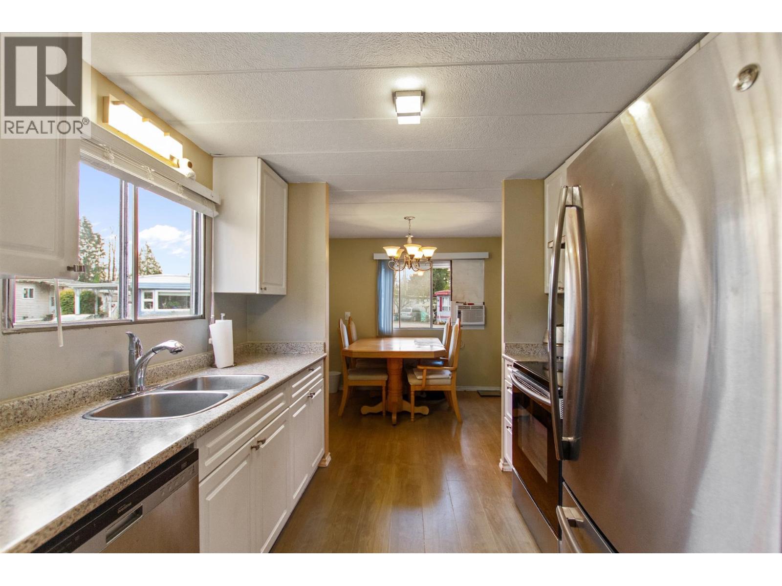 93 201 Cayer Street, Coquitlam, British Columbia  V3K 5A9 - Photo 11 - R3074949