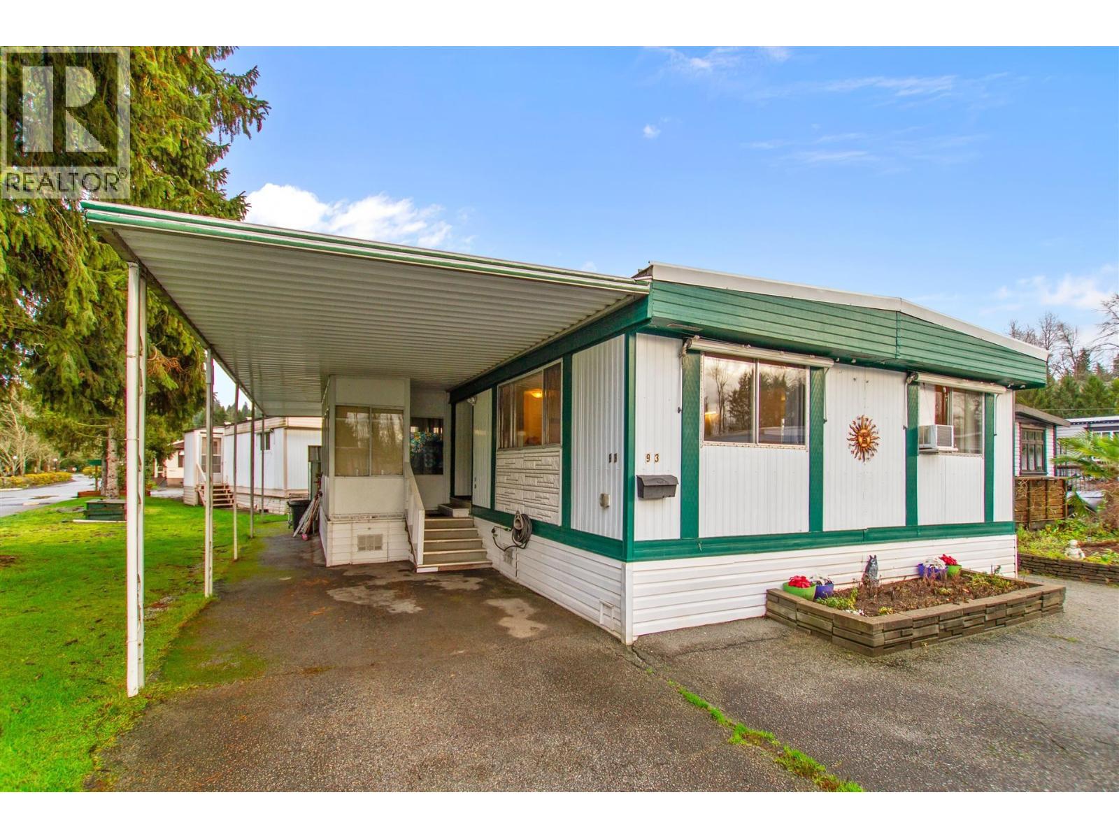 93 201 Cayer Street, Coquitlam, British Columbia  V3K 5A9 - Photo 2 - R3074949