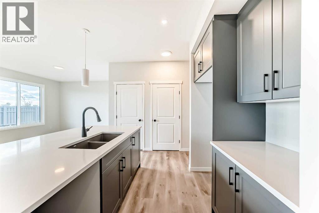 111 Mercado Crescent Se, Calgary, Alberta  T3M 4C9 - Photo 8 - A2268565