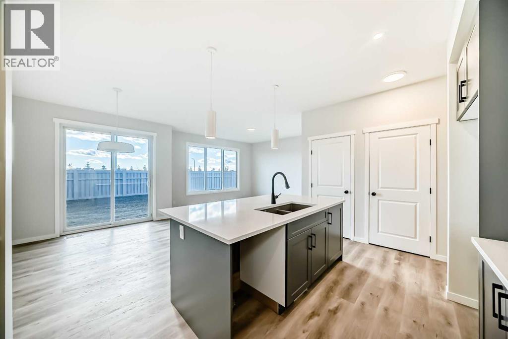 111 Mercado Crescent Se, Calgary, Alberta  T3M 4C9 - Photo 7 - A2268565