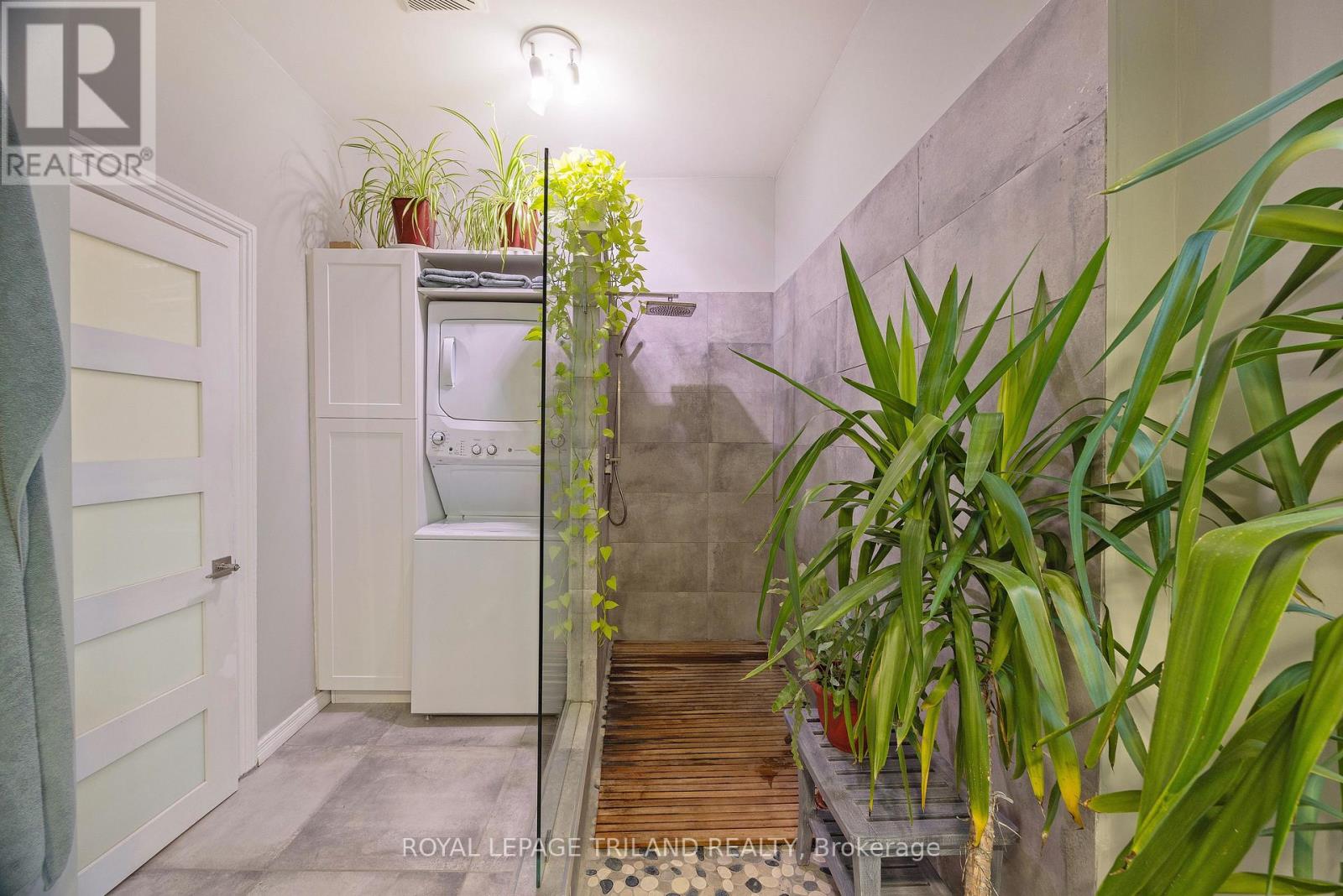 9855 John Street N, Southwold, Ontario  N0L 2E0 - Photo 17 - X12649788