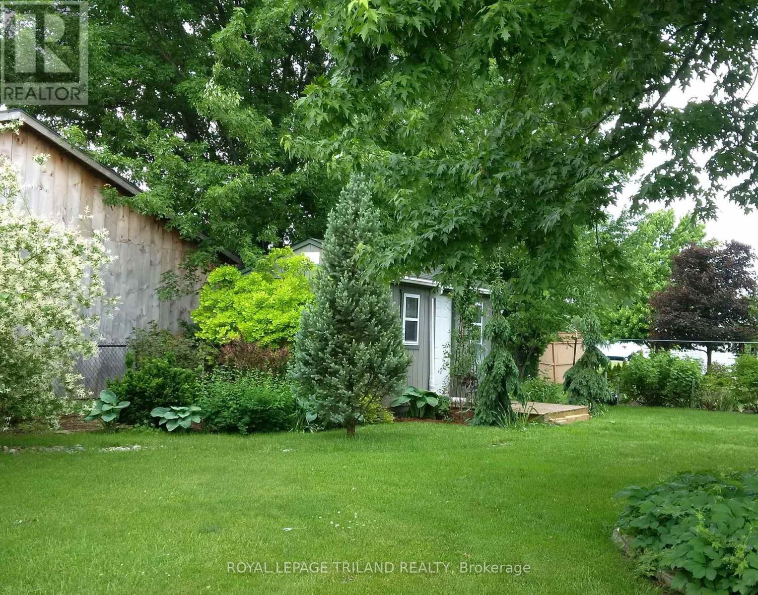 9855 John Street N, Southwold, Ontario  N0L 2E0 - Photo 38 - X12649788