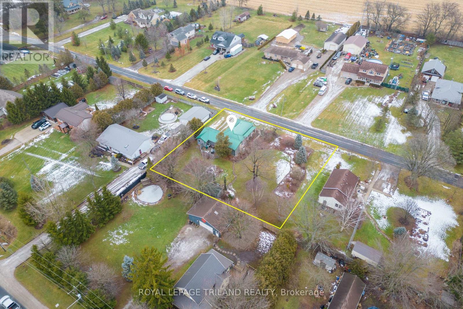 Photo 40 of 43 for 9855 John Street N