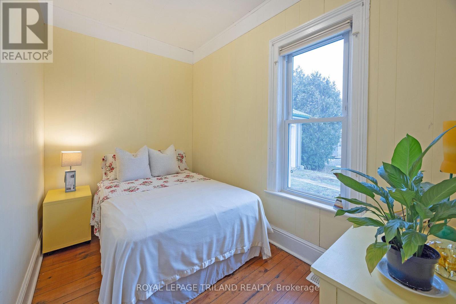 9855 John Street N, Southwold, Ontario  N0L 2E0 - Photo 8 - X12649788