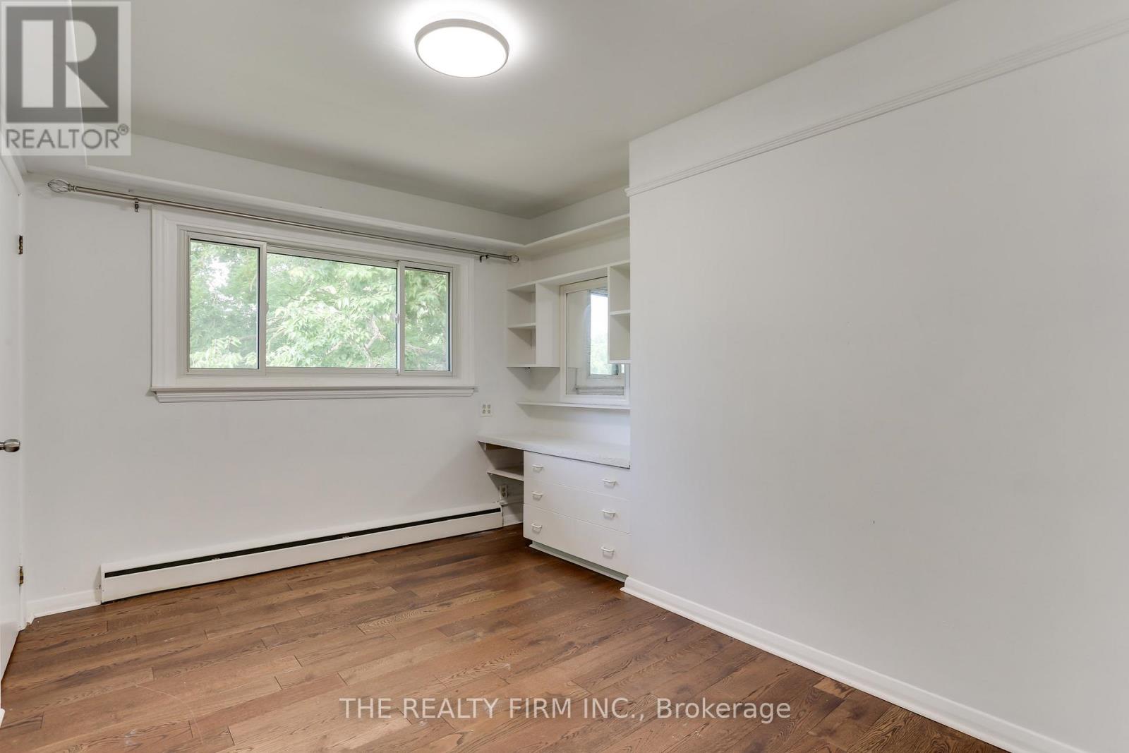 Main - 425 Ridout Street S, London South, Ontario  N6C 4A2 - Photo 10 - X12649798